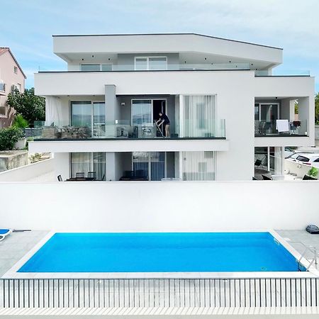 Villa Apartment 24 C トロギール エクステリア 写真