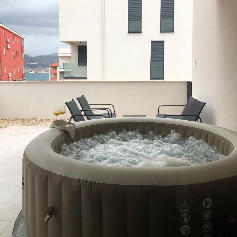 Villa Apartment 24 C トロギール エクステリア 写真