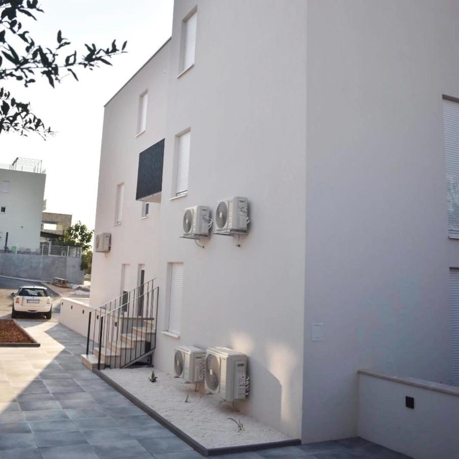 Villa Apartment 24 C トロギール エクステリア 写真